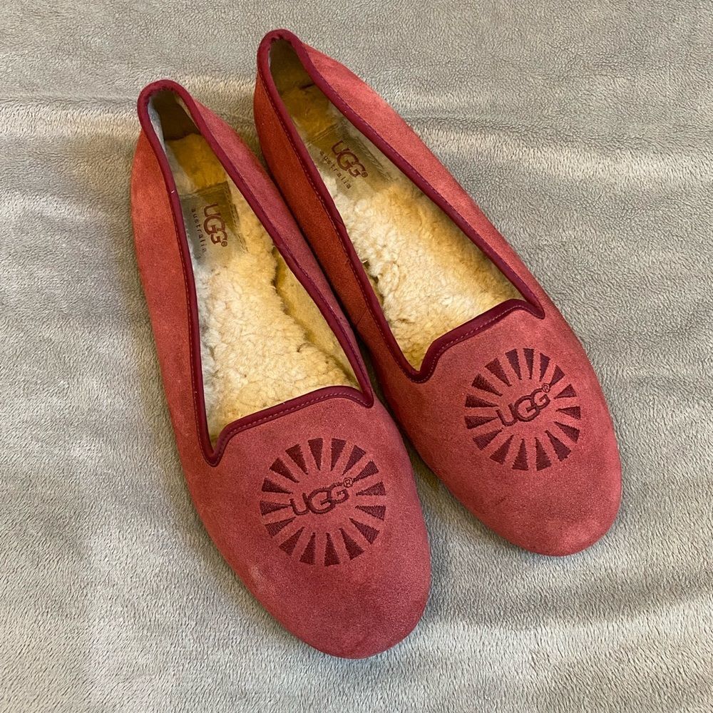 UGG Australia Alloway Suede Flats WomenβSize 8